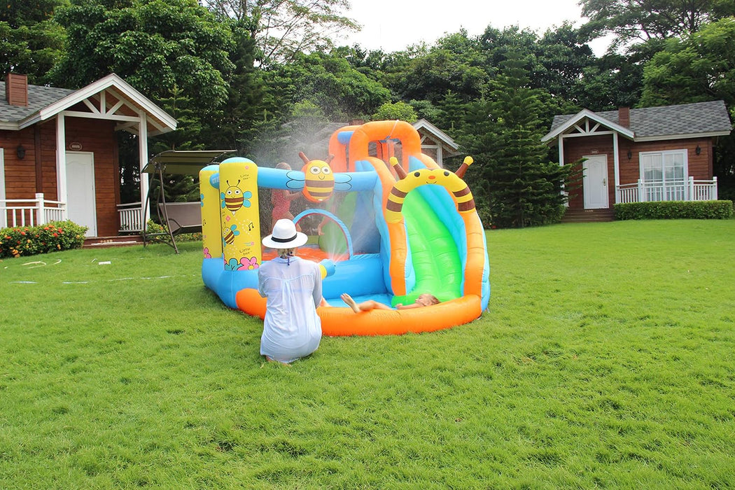 GT-Wheel Inflatable Water Park Honeybee Bouncy Castle slide